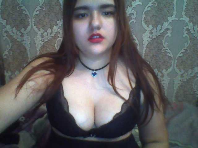 Fényképek MirandaWilss Hey guys!:) Goal- #Dance #hot #pvt #c2c #fetish #feet #roleplay Tip to add at friendlist and for requests!