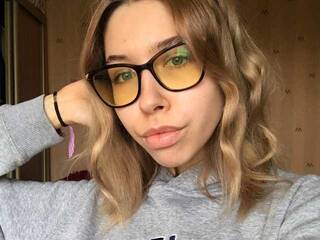 Erotikus videocsevegés MiraNero