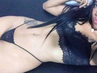 Erotikus videocsevegés mischarlote02