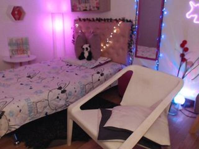 Sugárzási képernyőképek Miss-Bonnie