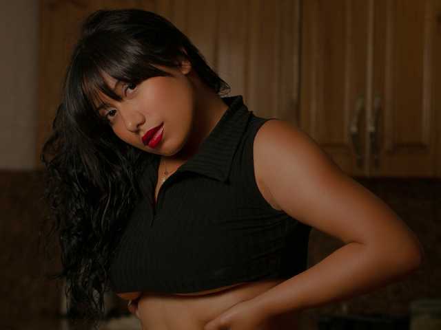 A profil fényképe Miss-Karoline