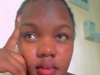 Erotikus videocsevegés Miss-Spicy-Candy