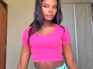 Erotikus videocsevegés Misscreamerr