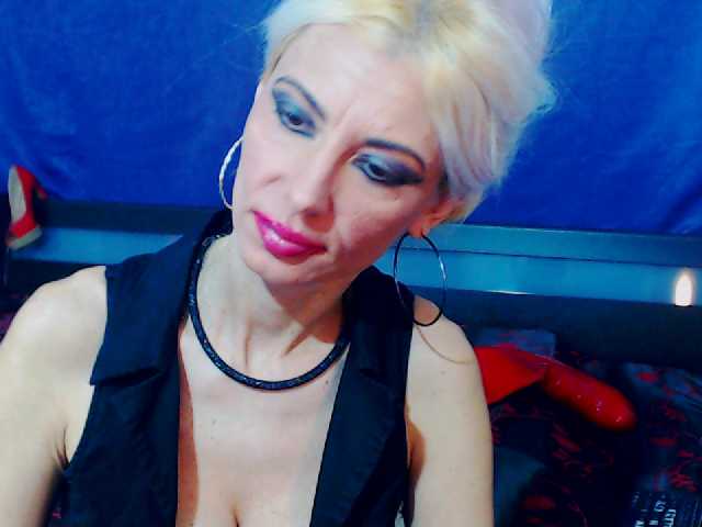 Sugárzási képernyőképek HoneyLara