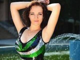 Erotikus videocsevegés MissNelly