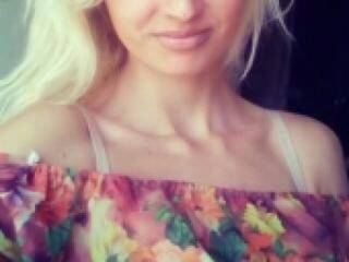 Erotikus videocsevegés misssd