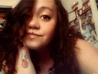 Erotikus videocsevegés Misssuckalot