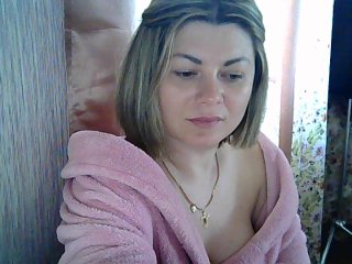 Fényképek MISSVICKY1 Hello! Many tokens and love will make any girl smile!PM 50 tokens