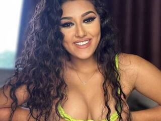 Erotikus videocsevegés misterydelyaa