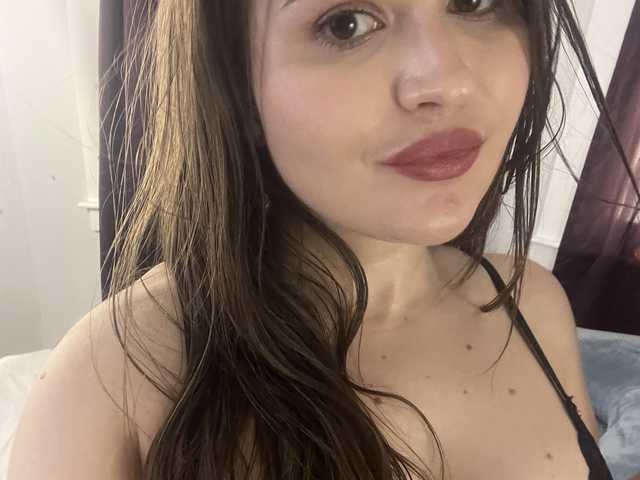 A profil fényképe mistressNextDoor