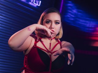Erotikus videocsevegés MistressOfYours