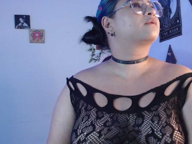 Fényképek molly-shake Say hi to Raven, I will make all your darkest fantasies come true #Squirt #fuckmachine #chubby #18 #squirt #bigass #cosplay