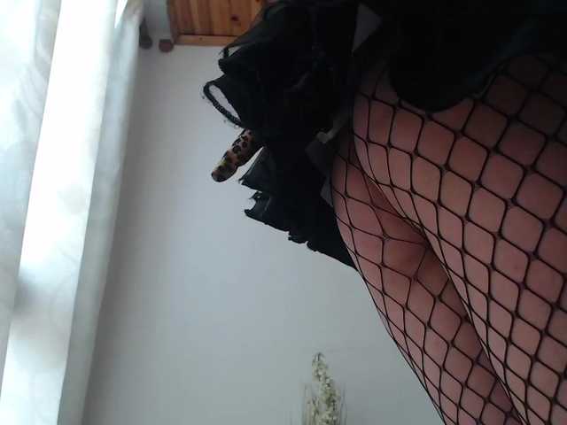 Fényképek mollyhank happy hallowen my sweet's boys, welcome an get fun with me #spit #blowjob #twerking #bigass #squir : 113 take clothes off and fingering pussy