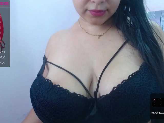Fényképek MollyPatrick2 hello guys ❤❤ Welcome fuck me and wet tips make me horny #bigboobs#bigass#latina#lovense#petite#new#squirt [499 tokens remaining]