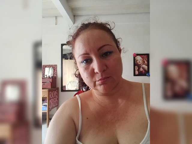 Fényképek MommyQueen Hello muy guys mommy queen play pussy ....