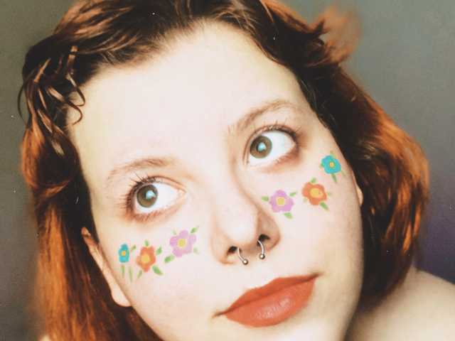 A profil fényképe MONAOFF