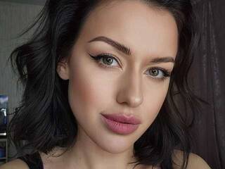 Erotikus videocsevegés MonicaGaztambide