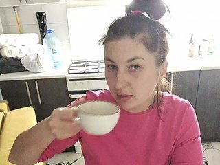 Erotikus videocsevegés MonicaMilf