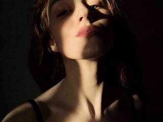 Erotikus videocsevegés monyamyr