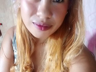 Erotikus videocsevegés morena-pinaysweetheart0