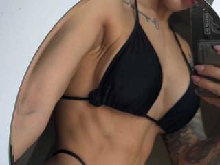 Erotikus videocsevegés Mrs28