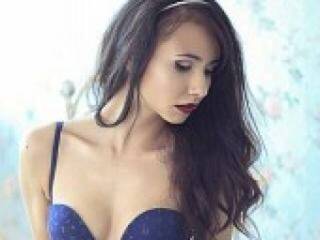 Erotikus videocsevegés Mcrainicorn