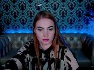 Erotikus videocsevegés MssShyBarbie