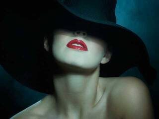 Erotikus videocsevegés Mur321