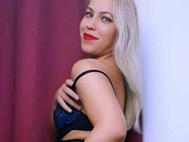 A profil fényképe Mya13