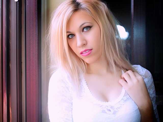 A profil fényképe Mya13