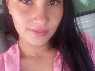 Erotikus videocsevegés MyluNaughty