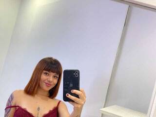 Erotikus videocsevegés NaiveCallie