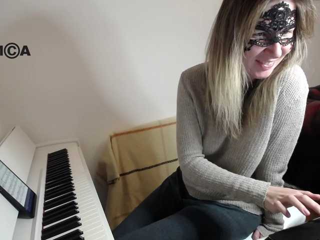 Sugárzási képernyőképek PianoGirl