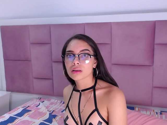Fényképek NalaRey Hey guys! today is a magical day to fuck and have fun together. My Goal is My SLOOPY BLOWJOB #latina #teen #18 #skinny #new @remain for the goal