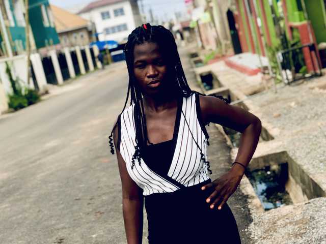 A profil fényképe nana-ama