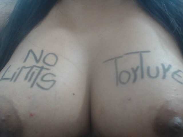 Fényképek Nantix1 #squirt #cum #torture #deep Throat #double penetration #smoking #fetish #latina