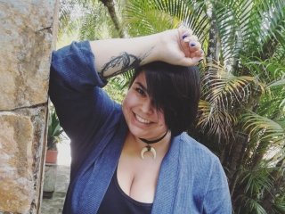 A profil fényképe naomi-carbo