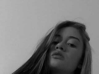 Erotikus videocsevegés Naomi-Carly