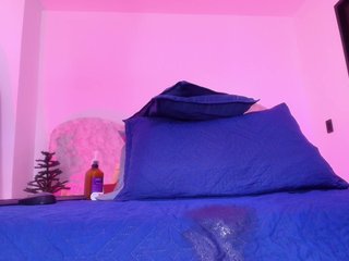 Erotikus videocsevegés naomi-k