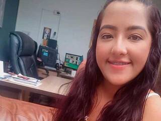 Erotikus videocsevegés NaomiiWood