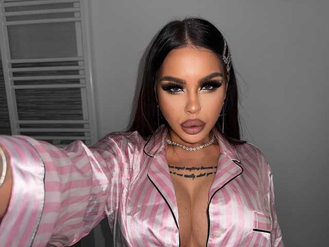 A profil fényképe NaomyBlackBarbie