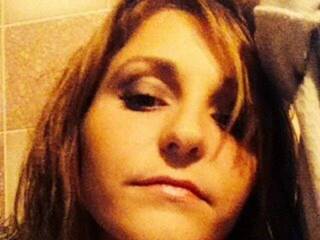 Erotikus videocsevegés SekcyaLbHA