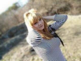 Erotikus videocsevegés nata1993