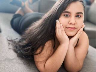 Erotikus videocsevegés NatashaBelly