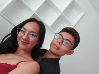 Erotikus videocsevegés Nathanandzaria