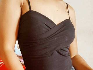 Erotikus videocsevegés Natiana