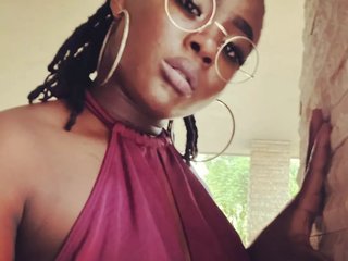 Erotikus videocsevegés Naughtyblackdollx