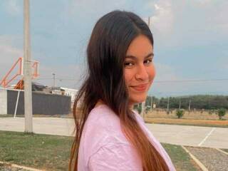 Erotikus videocsevegés NaughtyBuny