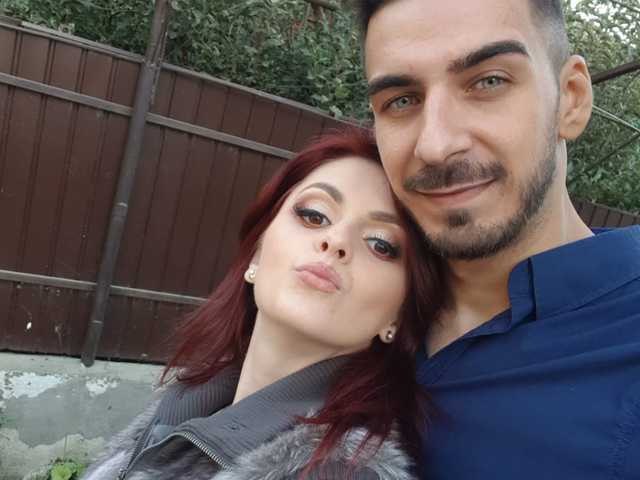 A profil fényképe NaughtyCoupleXxx