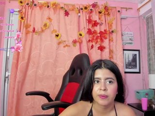 Erotikus videocsevegés NaylaAbadi